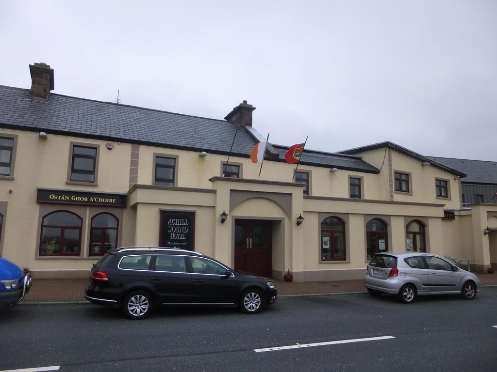 Achill Sound Hotel - Ostan Ghob A'Choire Exterior foto